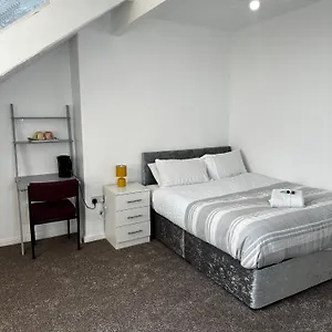 Le Crescent Rooms, Капсульный отель